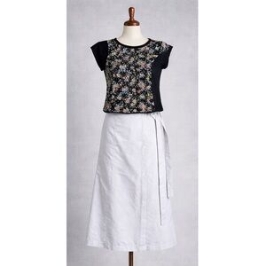 Elegant White A-Line Skirt